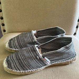 Alpargatus Women’s Woven Espadrille Flats Black White Size 8.5 (39)